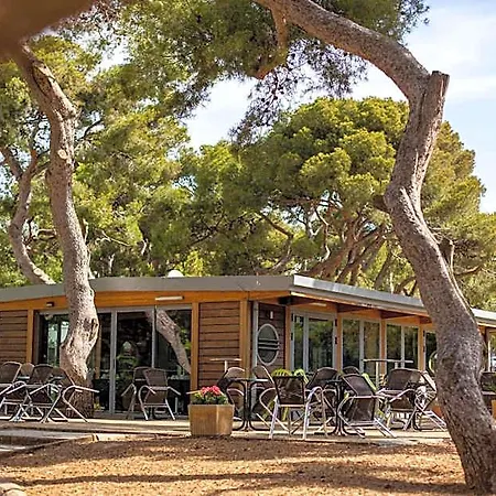 Domaine Du Lazaret - Village 3 Etoiles En Bord De מלון