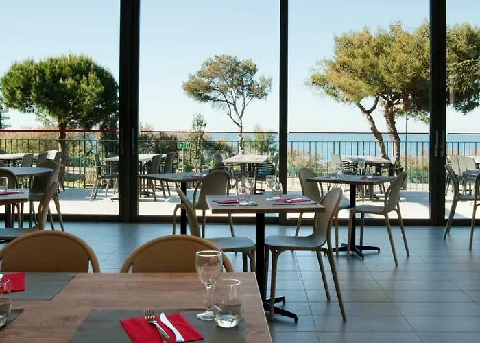 Domaine Du Lazaret - Village 3 Etoiles En Bord De 3*